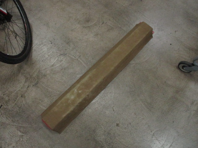 Load image into Gallery viewer, Used Tumbl Trak 4 ft Sectional Balance Beam

