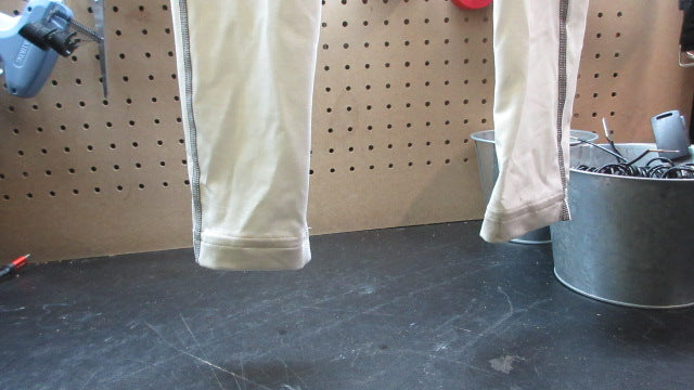 Load image into Gallery viewer, Used Under Armour Compression Leggings - Size Small
