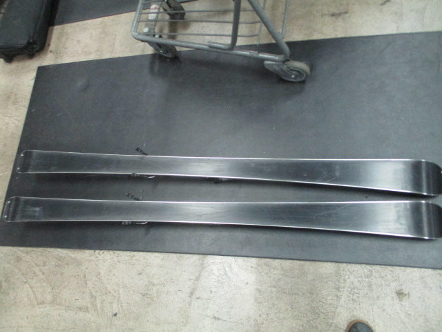 Load image into Gallery viewer, Used Nordica Olympia 170cm Downhill Skis (Side Damage See Pics)
