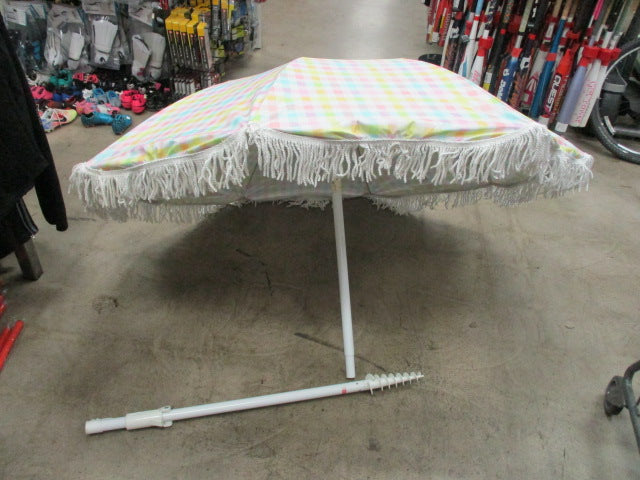 Load image into Gallery viewer, Used Stoney Clover 6Ft Sand Umbrella with ground Stake
