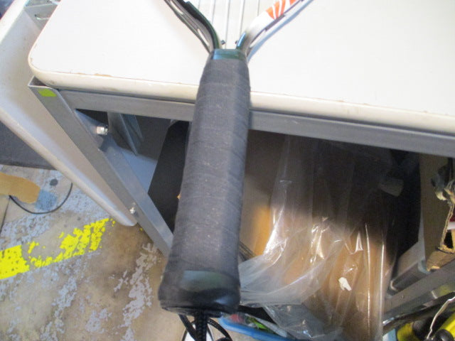 Load image into Gallery viewer, Used Ektalon Revolution XLT 22" Racquetball Racquet
