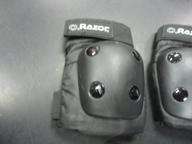 Load image into Gallery viewer, Used Razor Skate Elbow Pads - Youth Small
