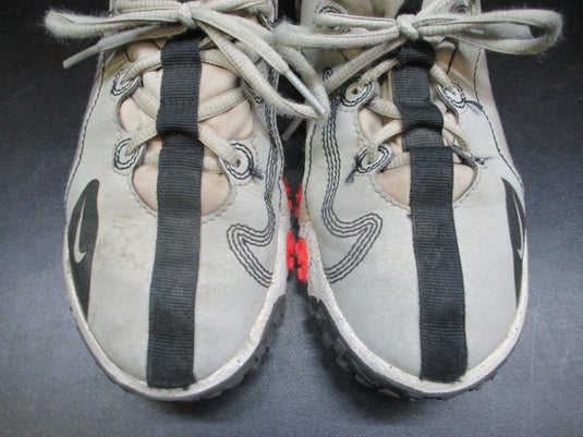Used Nike Future Field Boys' Turf Shoes - Size Youth 2.5