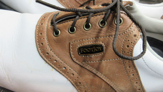 Load image into Gallery viewer, Used Foot-Joy Mens Golf Shoes - Size 10.5
