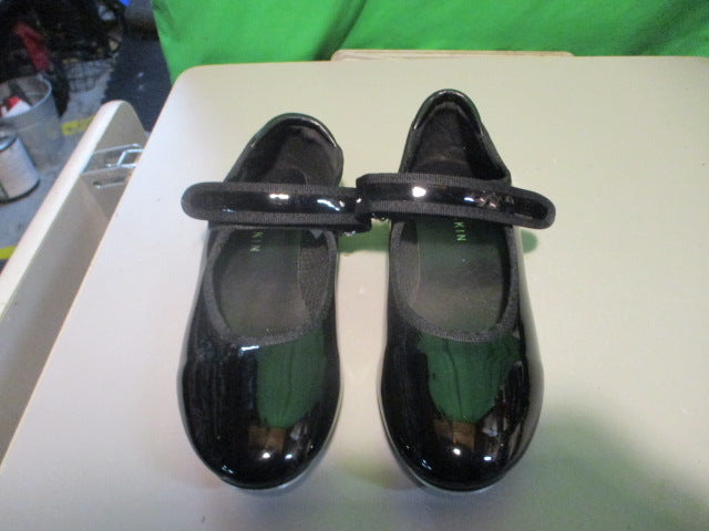 Load image into Gallery viewer, Used Danskin Size 1 Girls Tap Shoes
