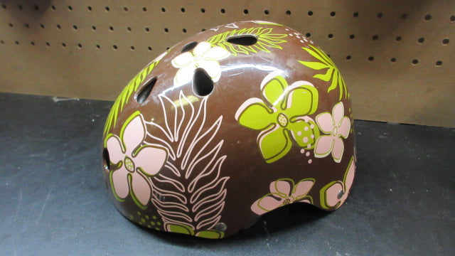 Load image into Gallery viewer, Used Nutcase Little Nutty Hula Lounge Bicycle Helmet - Size S/M
