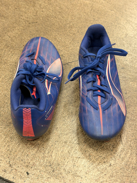 Used Puma Soccer Cleats Size 3