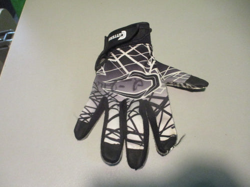 Used Cutters Youth Large Football Glove Single - RH