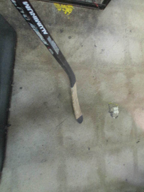Used Louisville Meltdown Pro RH Hockey Stick