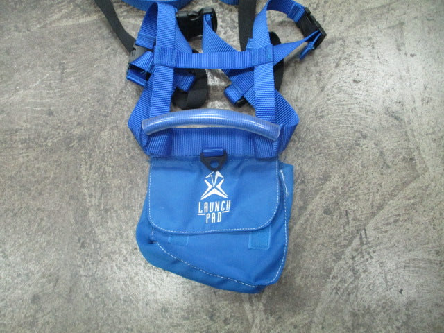 Load image into Gallery viewer, Used Launch Pad Kids Ski Training Harness
