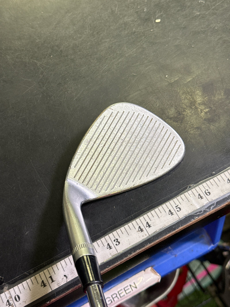 Load image into Gallery viewer, Used Callaway Mack Daddy PM Grind 58° Right Hand Sand Wedge
