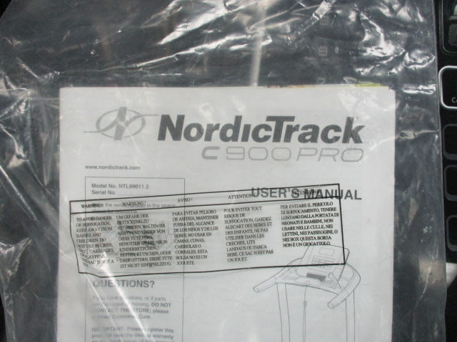 Load image into Gallery viewer, Used Nordictrack C900 Pro Folding Treadmill
