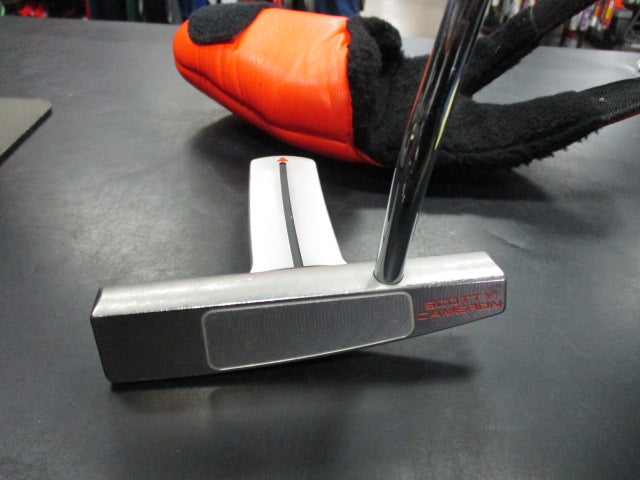 Load image into Gallery viewer, Used Titleist Scotty Cameron Detour 35&quot; RH Putter With Head Cover
