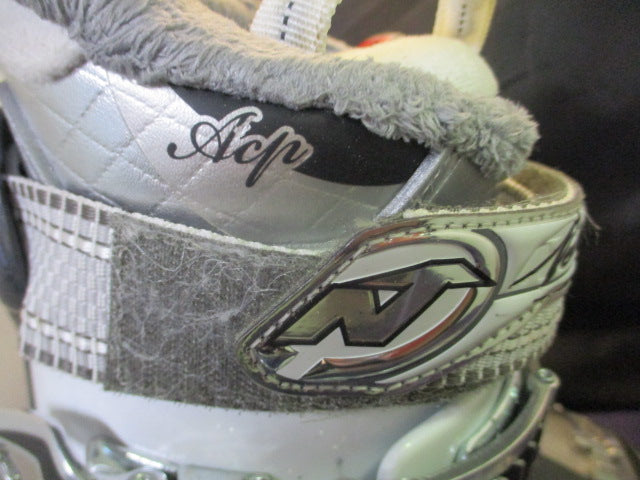 Load image into Gallery viewer, Used Nordica Cruise NFS 85 W Ski Boots Size 26.6
