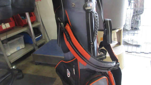 Load image into Gallery viewer, Used U.S. Kids Golf Bag
