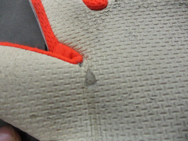 Load image into Gallery viewer, Used Sportout Size 6 Soccer Goalie Gloves
