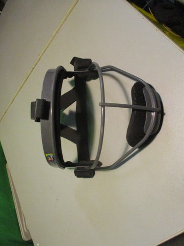 Used Rip-It Youth Softball Fielders Mask