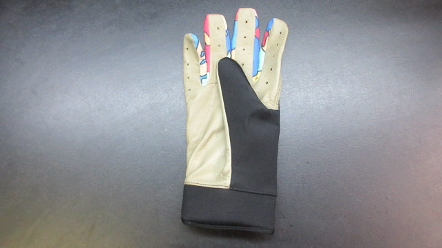Load image into Gallery viewer, 1 Hunna G Batting Glove - Size XL
