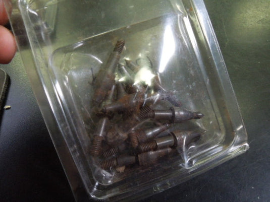 12 Used Arrow Tips