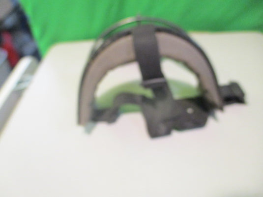 Used Rip-It Defender Youth Fielders Mask