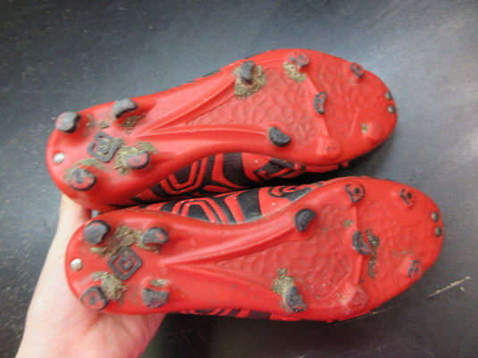 Used Dream Pairs Soccer Cleats - Size Youth 13