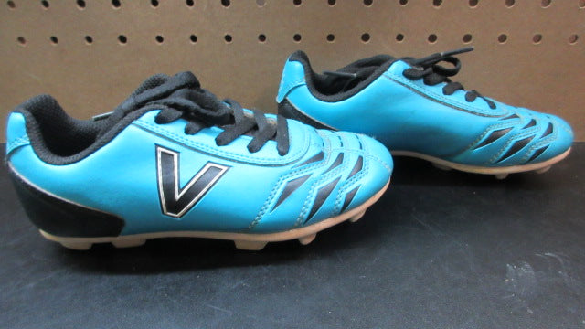 Load image into Gallery viewer, Used Victor Sierra Soccer Cleats - Size 13T

