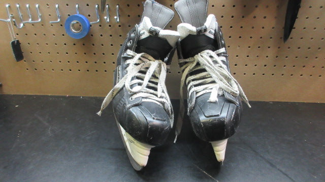 Load image into Gallery viewer, Used Bauer Nexus 6000 Hockey Skates - Size 6.5
