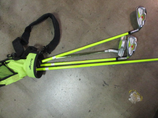 Load image into Gallery viewer, Used Tour Logic 5 Piece JR GOLF Set With Bag
