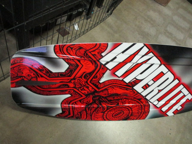 Load image into Gallery viewer, Used Hyperlite Belmont 141 WAKEBOARD W Bindings
