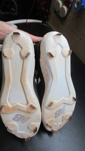 Load image into Gallery viewer, Used New Balance 3000v6 Low Metal Baseball Cleats - Size 9
