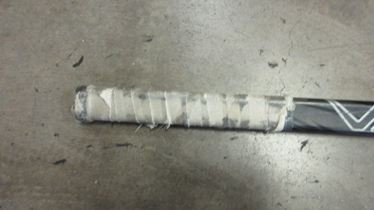 Used Bauer Vapor Apex 63" Hockey Stick - RH - small tip wear