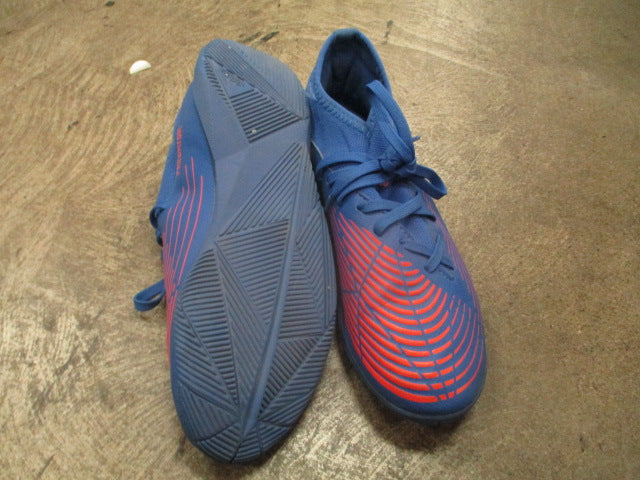 Load image into Gallery viewer, Used Adidas Predator Indoor Soccer Shoes Size 5
