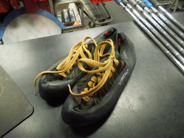 Load image into Gallery viewer, Used Boreal Diablo Climbing Shoes Size 10
