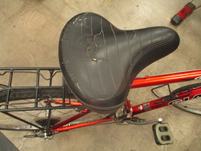 Load image into Gallery viewer, Used Giant Innova 24 Speed 700C Hybrid Bike
