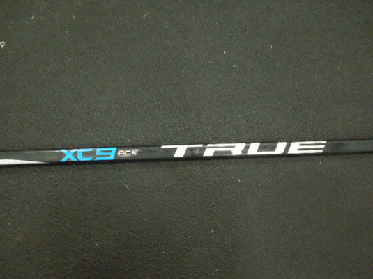 Used True XC9 ACF Right Hand Hockey Stick 30 Flex
