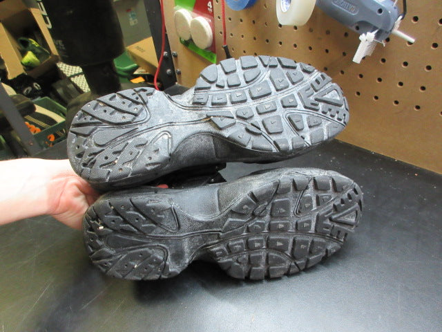 Load image into Gallery viewer, Used NRS ATB Wetshoes - Size 8
