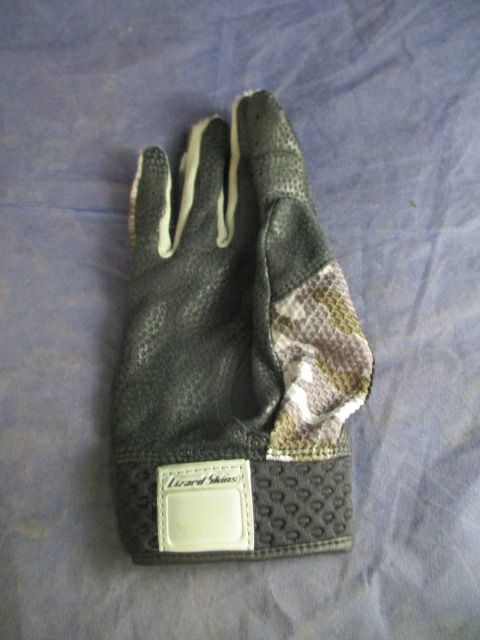 Used Lizard Skins Elite Right Batting Glove Youth Large