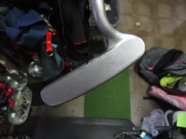 Load image into Gallery viewer, Vintage Jerry Barber Golden Touch #6 Right Hand Putter
