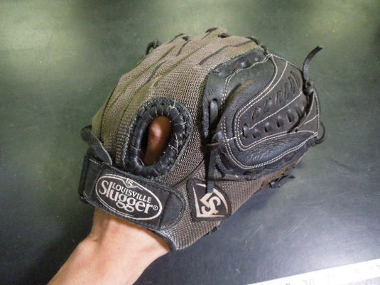 Used Louisville Slugger Genesis 1884 Series GNGM55 12" RHT Glove