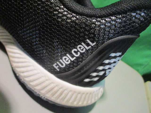 Load image into Gallery viewer, Used New Balance Fuel Cell Size 7.5 Baseball Turf Shoes
