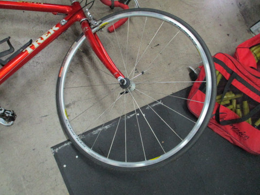Used Trek 5200 Carbon 18-Speed Road Bike