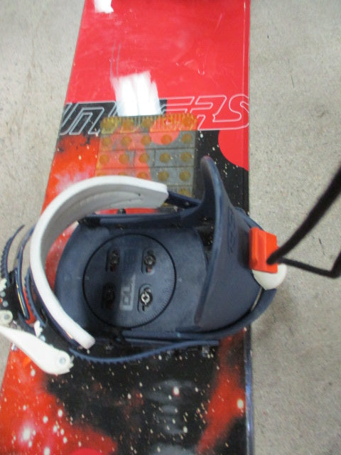 Load image into Gallery viewer, Used Liquid Universe Size 149Cm Snowboard W/ Dukes Bindings
