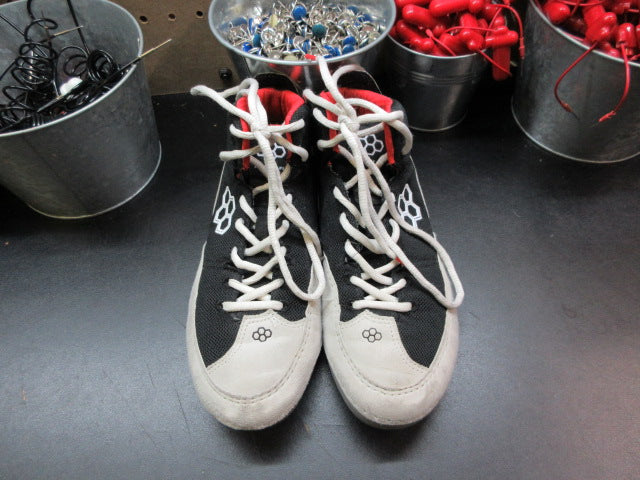 Load image into Gallery viewer, Used Kids' RUDIS Courage Wrestling Shoes - Size 5
