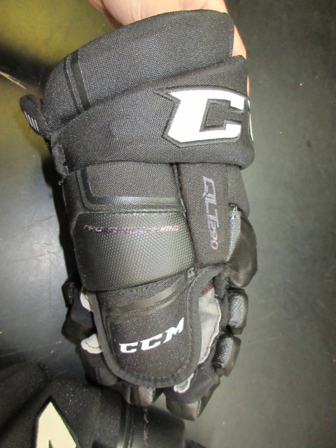 Load image into Gallery viewer, Used CCM QLT 290 Hockey Gloves - 14"
