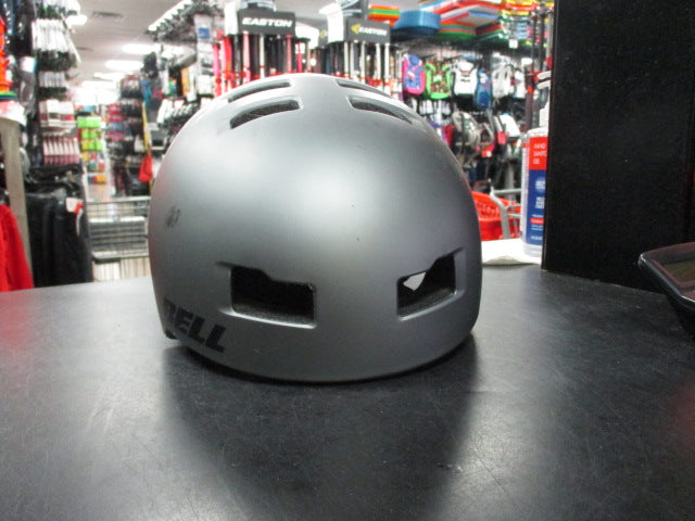 Load image into Gallery viewer, Used Bell Focus Adult Adjustable Bicycle Helmet
