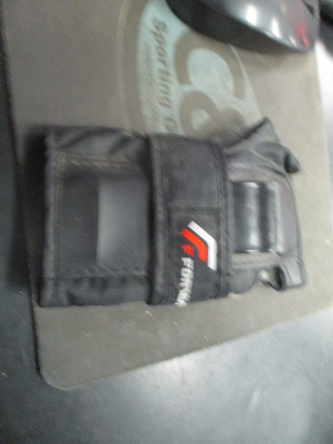 Used Forward Youth Skating Wrist Guards