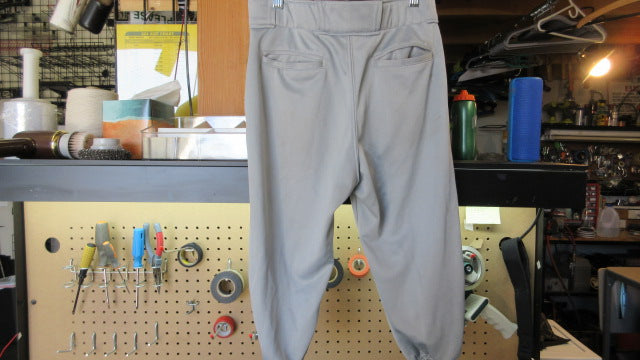 Load image into Gallery viewer, Used Rawlings Knicker Bottoms Youth XL Baseball Pant
