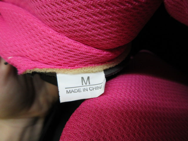 Load image into Gallery viewer, Used Kaqinu Adjustable In-line Skates - Size Medium
