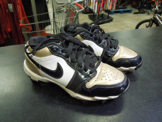Used Nike Air Jordan 1 Low Cleats Size 1Y