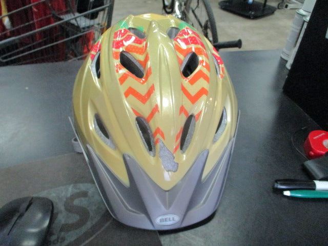 Load image into Gallery viewer, Used Bell Blade Youth 53-57CM Bicycle Helmet
